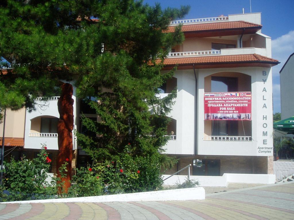 Byala Home Apartment Complex エクステリア 写真