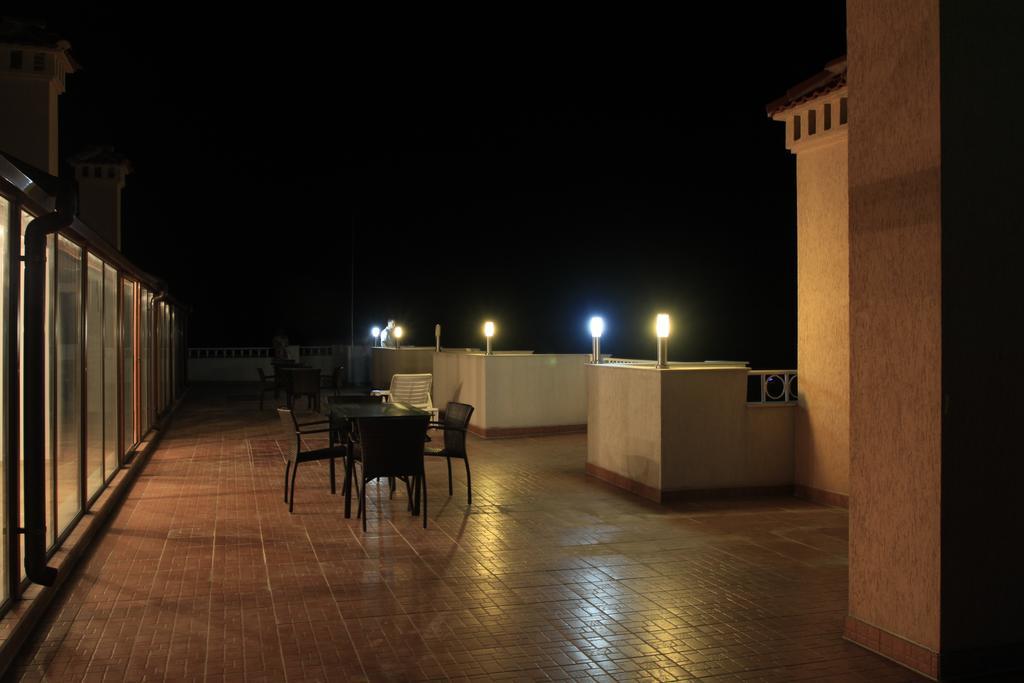 Byala Home Apartment Complex エクステリア 写真