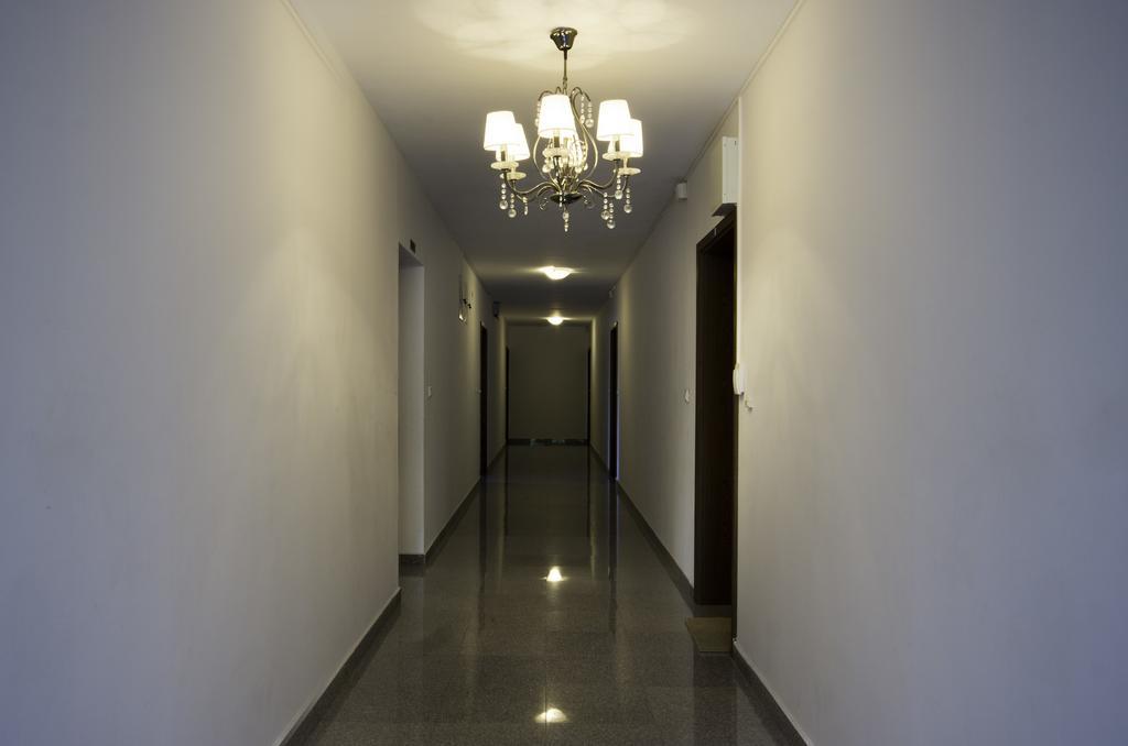 Byala Home Apartment Complex エクステリア 写真